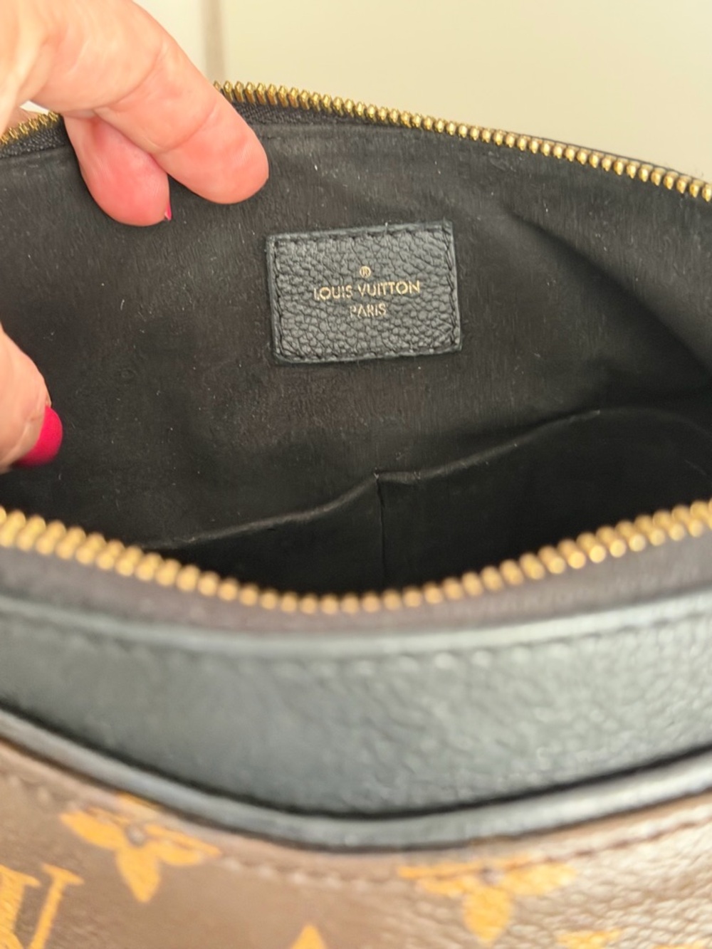 Authentic Louis Vuitton Pallas Tote - Picture 15 of 16